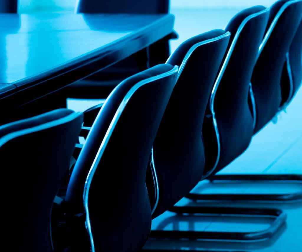 LIMPEZA TECNICA CARPETES 6 LIMPEZA HIGIENIZAÇÃO E IMPERMEABILIZAÇÃO DE SOFA